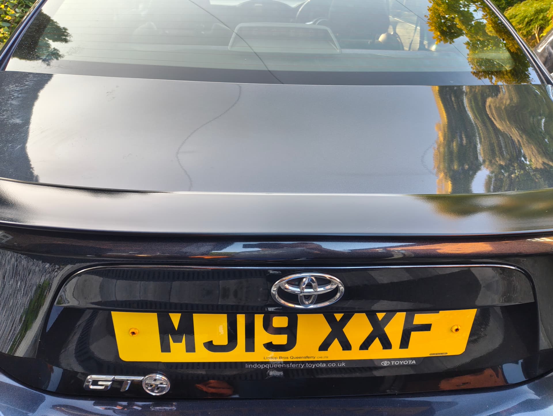GT86 rear bumper and tailgate after full detail