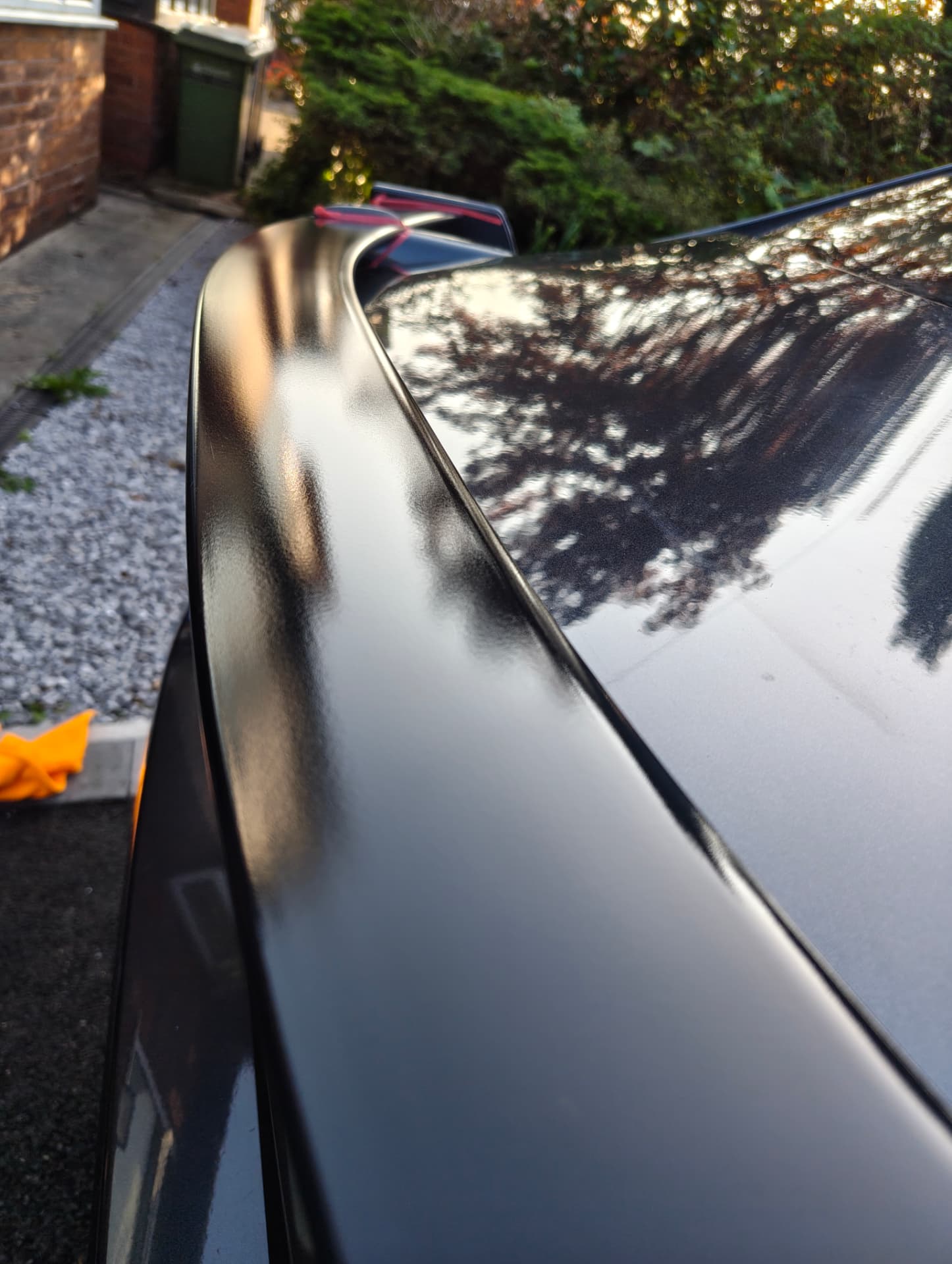 GT86 rear spoiler reflection after paint correction
