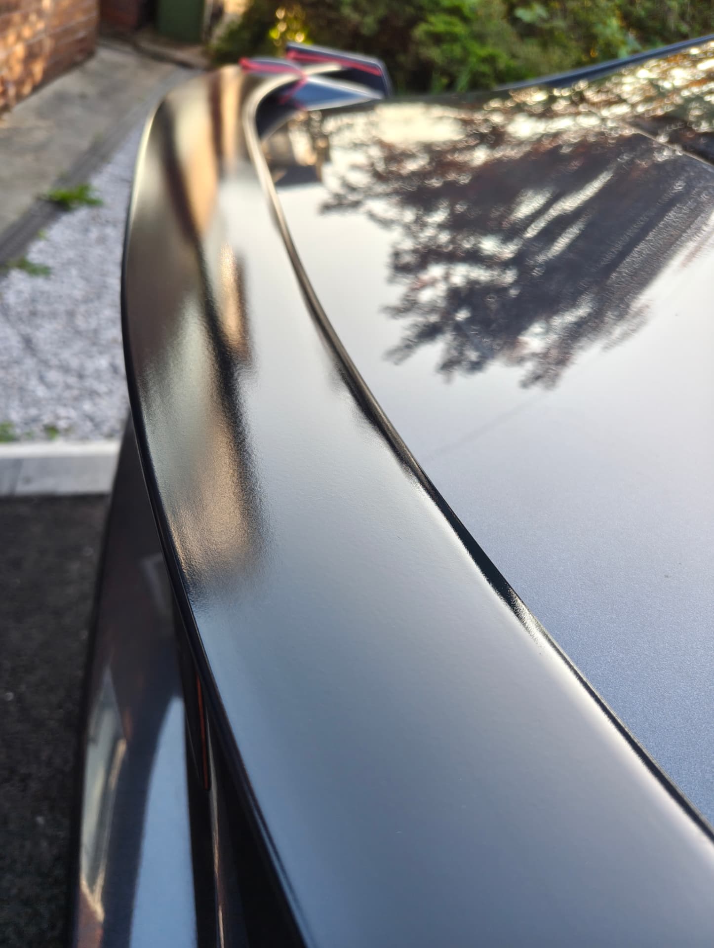 GT86 roof and spoiler with mirror finish after polishing