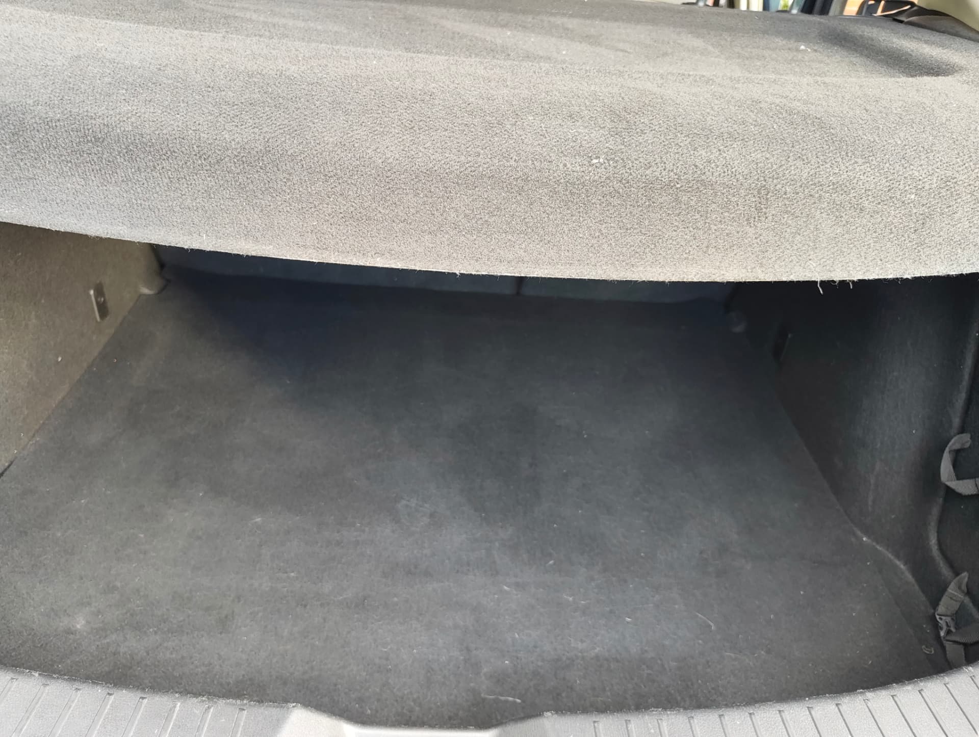 Clean boot carpet after extraction